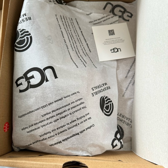 Ugg ultra mini size 8 in chestnut - Picture 5 of 10